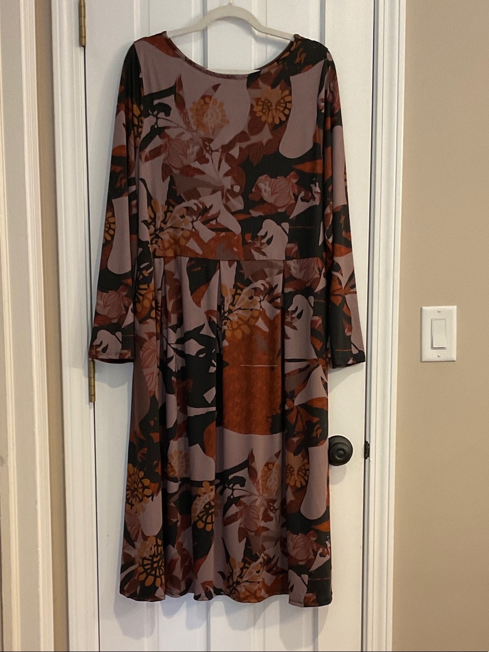 Long Sleeve Floral A-Line Dress in Mauve and Rust